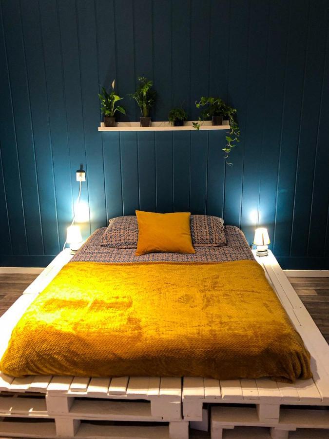 chambre double avec salle de bain privative Cognac Extérieur photo